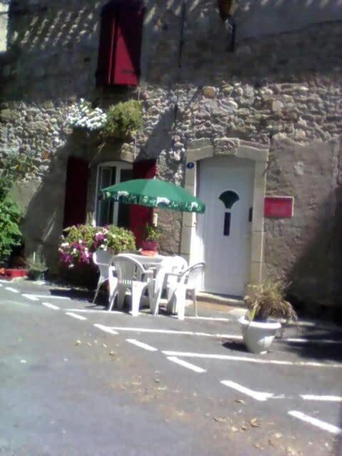 La Maison Des Vendangeurs Trausse Exterior photo